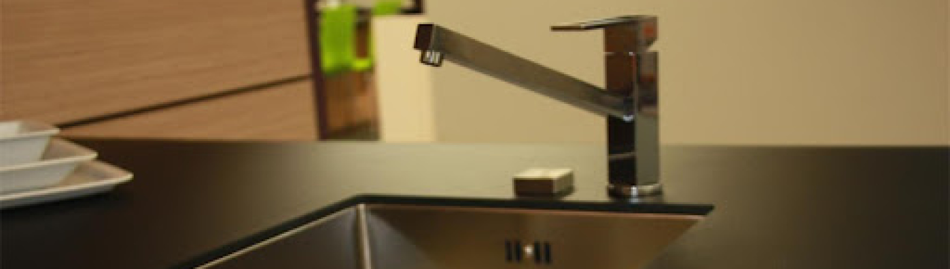 Skleněná pracovní deska s efektem Lux Raff na míru