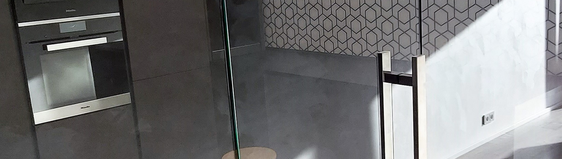 Sklenené dvere na mieru