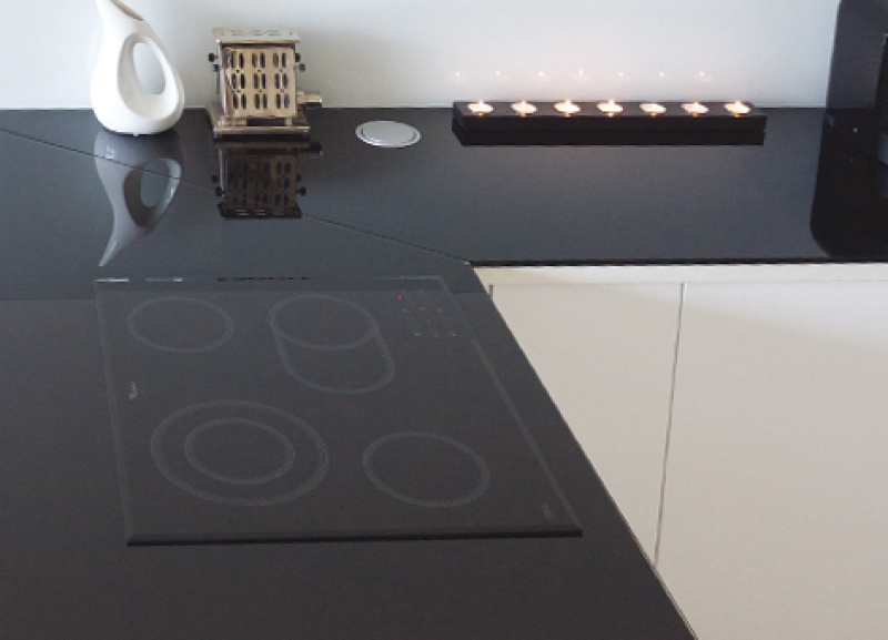 Skleněný obklad do kuchyně – Benešov / Krhanice