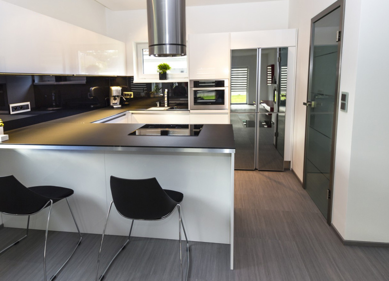 Jan Meta – skleněný obklad, České Budějovice